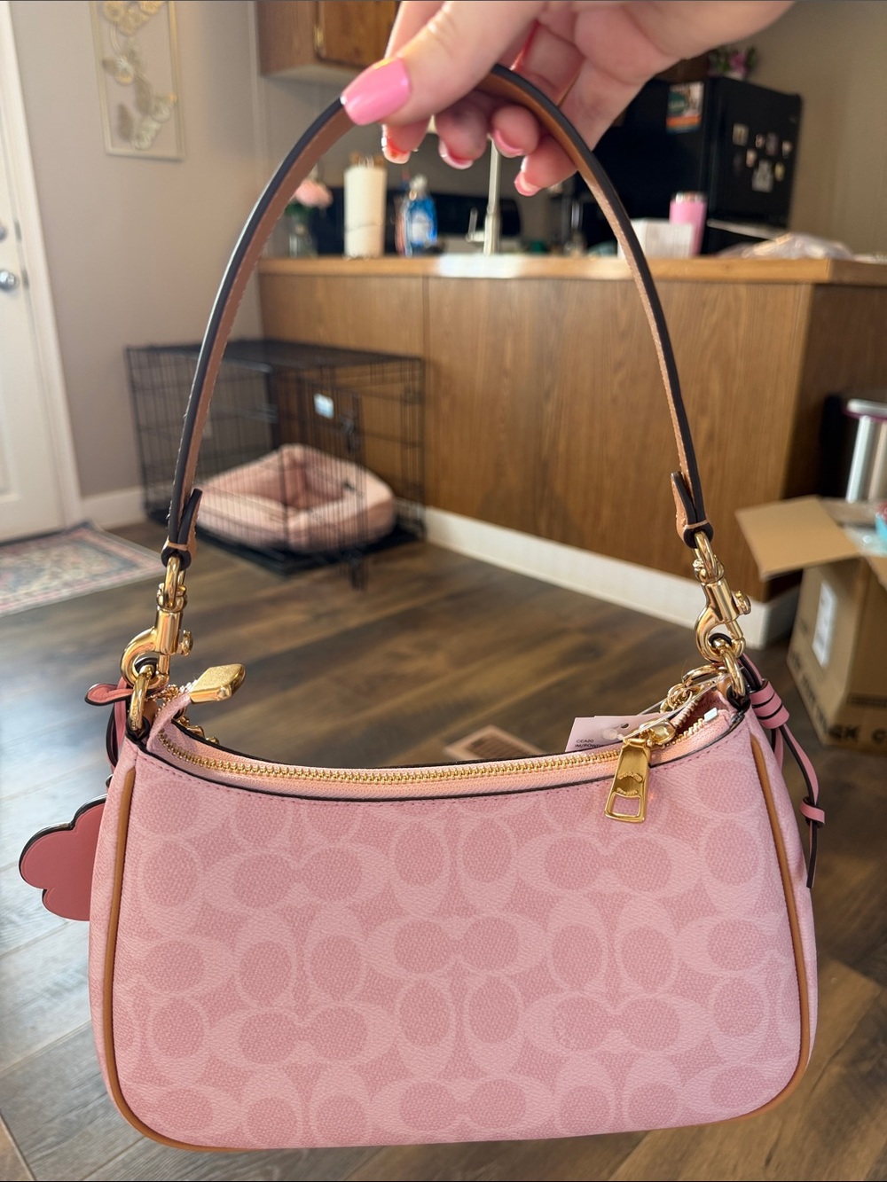 Coach powder pink Teri - Picture 2 of 3
